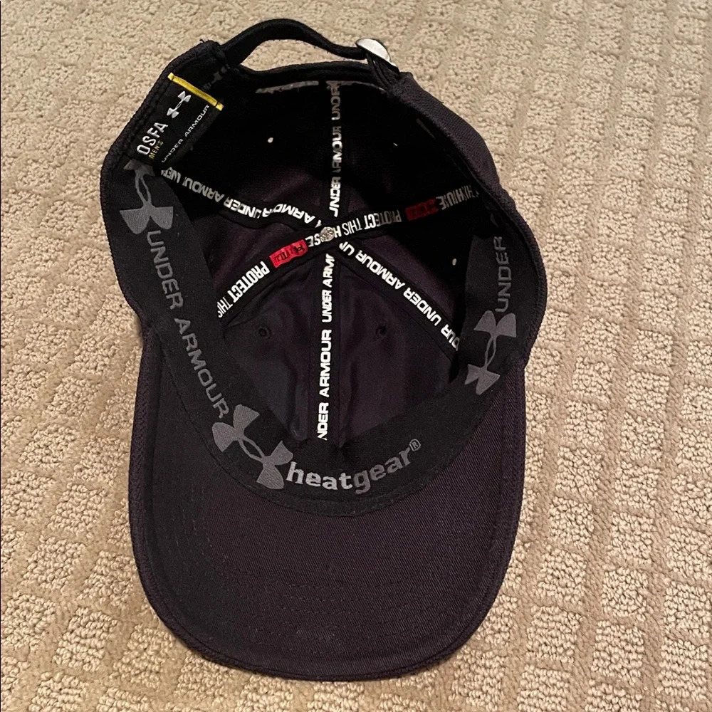 Under Armour Black Cap with White Logo - Picture 3 of 4